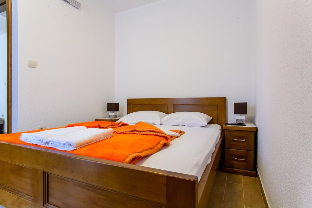Apartments Ljubica Herceg Novi Szoba fotó